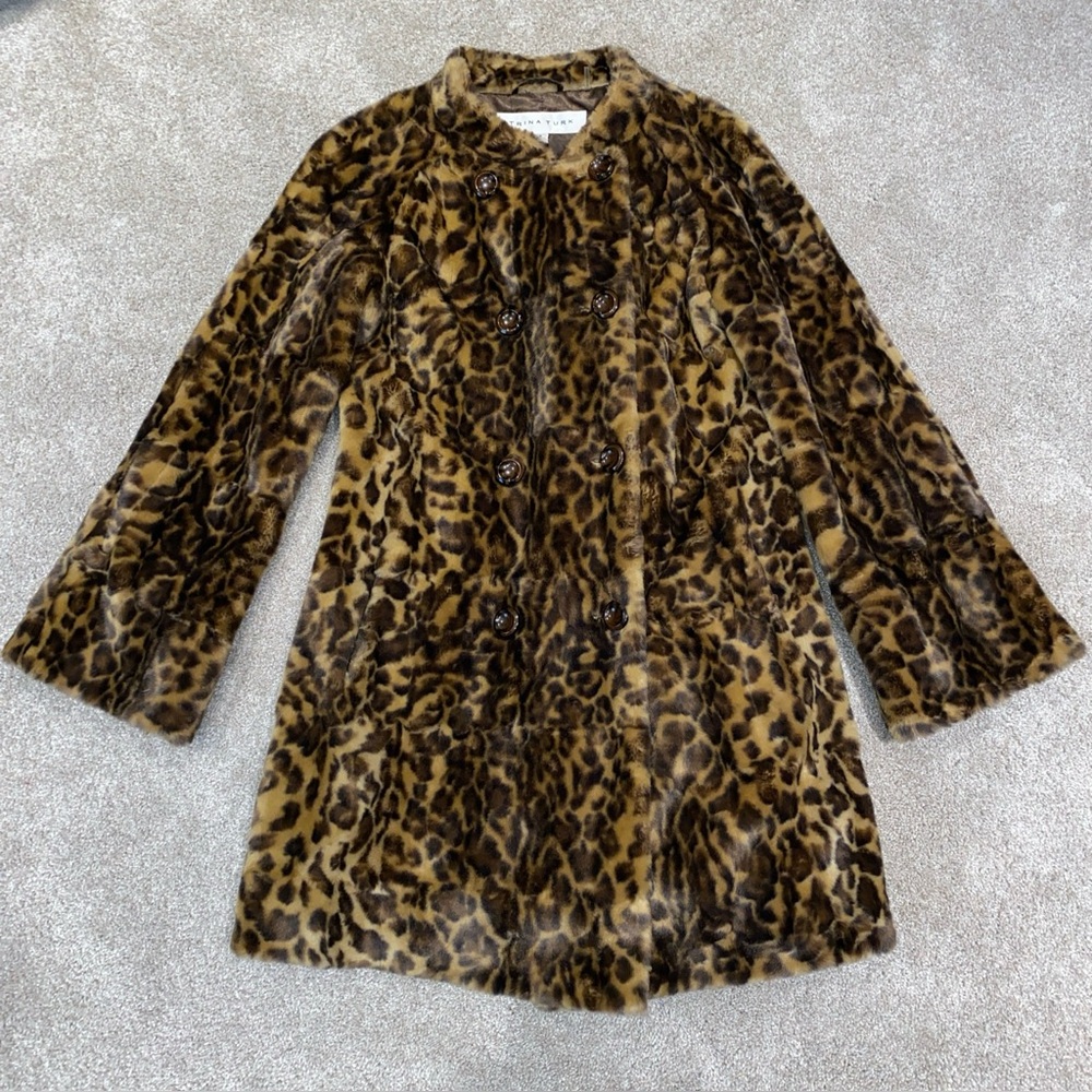 Trina Turk Faux Fur Animal Print Coat Double Breasted Size S Bell Sleeves Soft